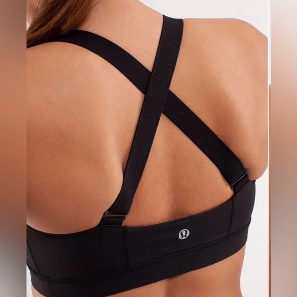 Lululemon Women’s Adjust Me Bra size 6 - Picture 3 of 5